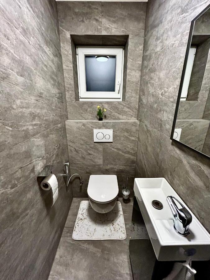 My Appartements Untertauern Bagian luar foto