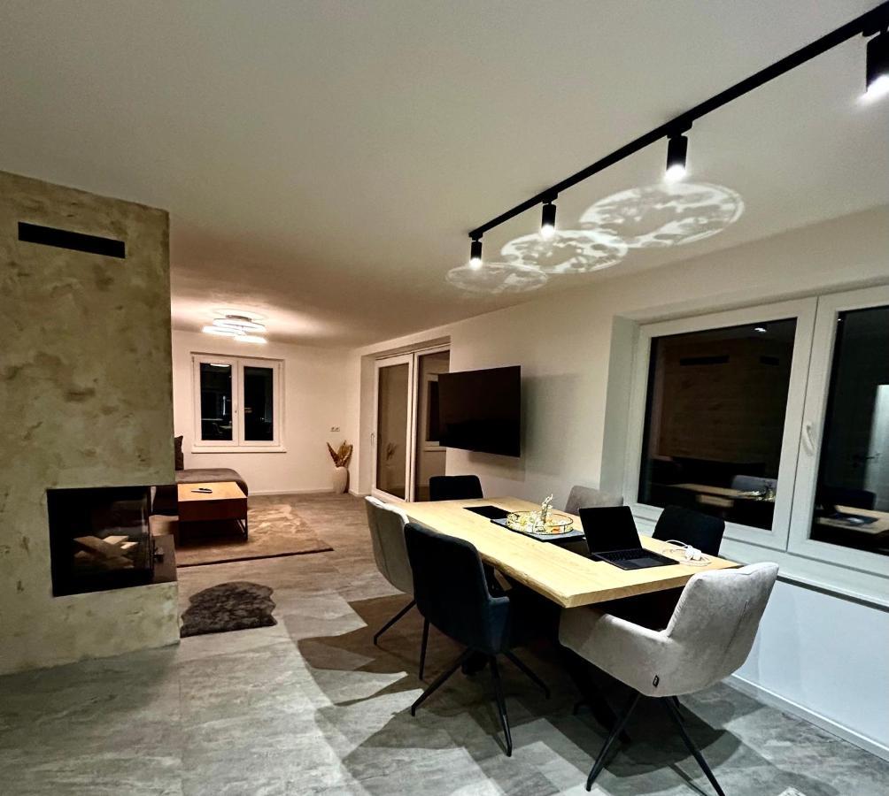 My Appartements Untertauern Bagian luar foto